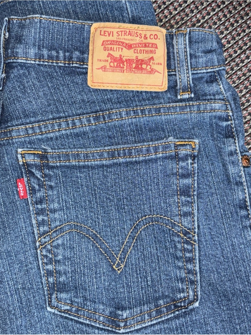 Ladies Levi's 550 Blue Denim Jeans size 10 Long